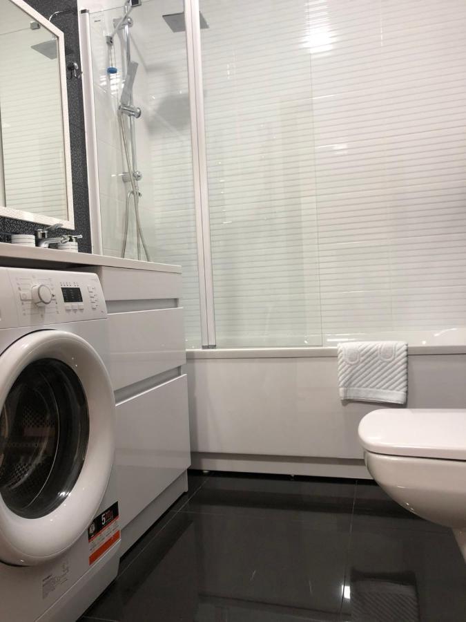 Appartement Goldenhaus Pushkina Str.27 à Vinnytsia Extérieur photo